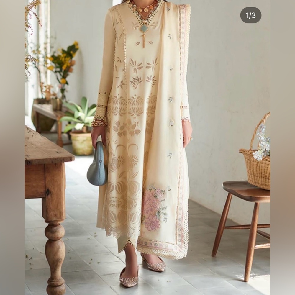 3 piece suffuse by sana yasir
